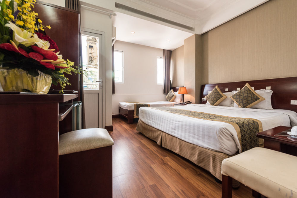 Saigon Odyssey Hotel - The Art Ho Chi Minh City Exterior photo