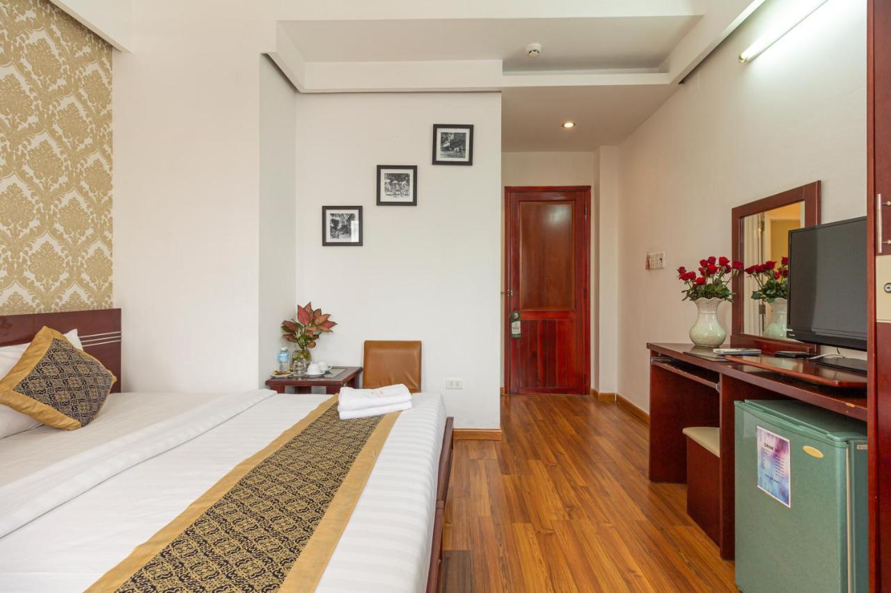 Saigon Odyssey Hotel - The Art Ho Chi Minh City Exterior photo