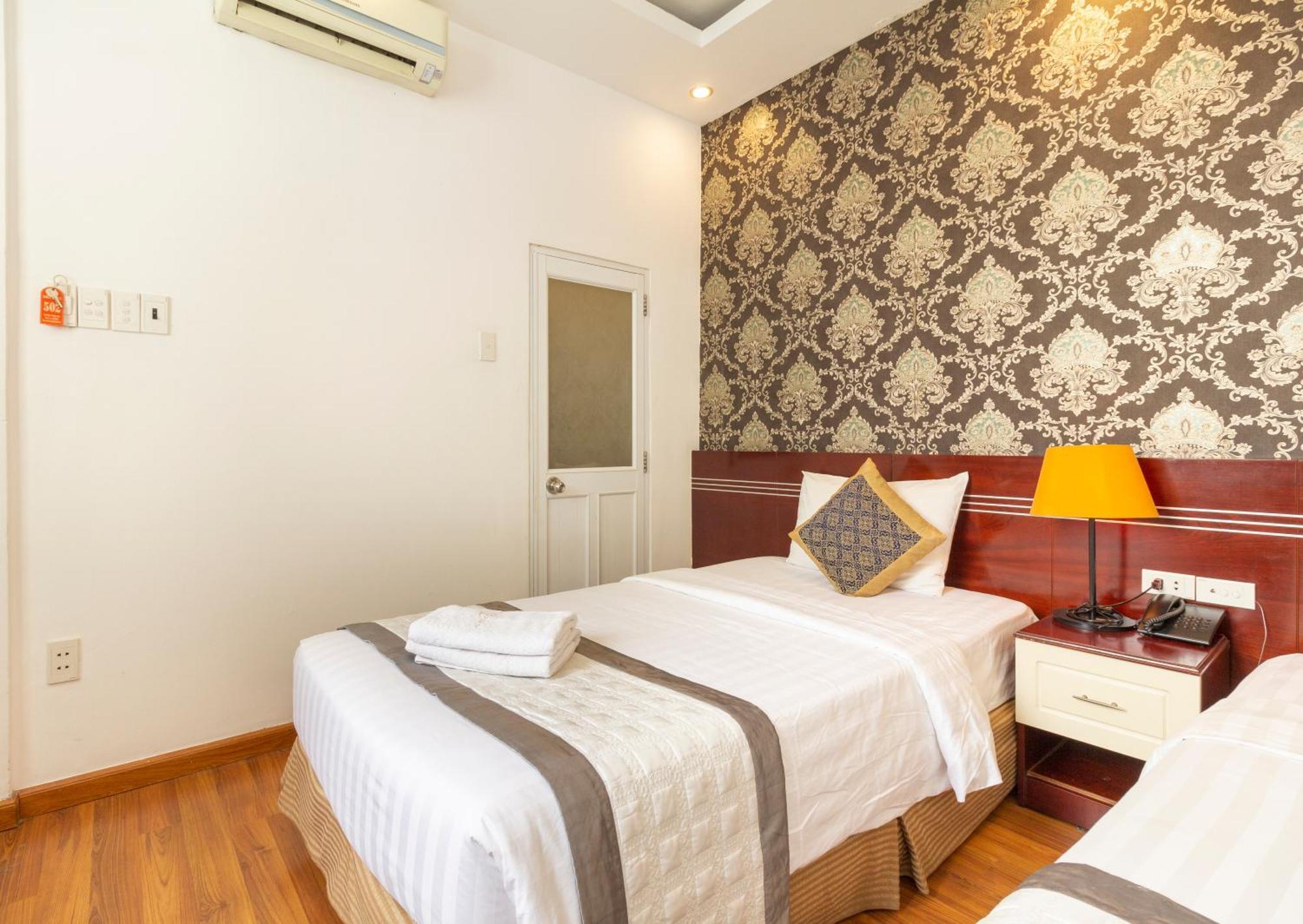 Saigon Odyssey Hotel - The Art Ho Chi Minh City Exterior photo